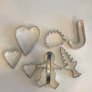 Vintage America Silver Cookie Cutter Set (7)